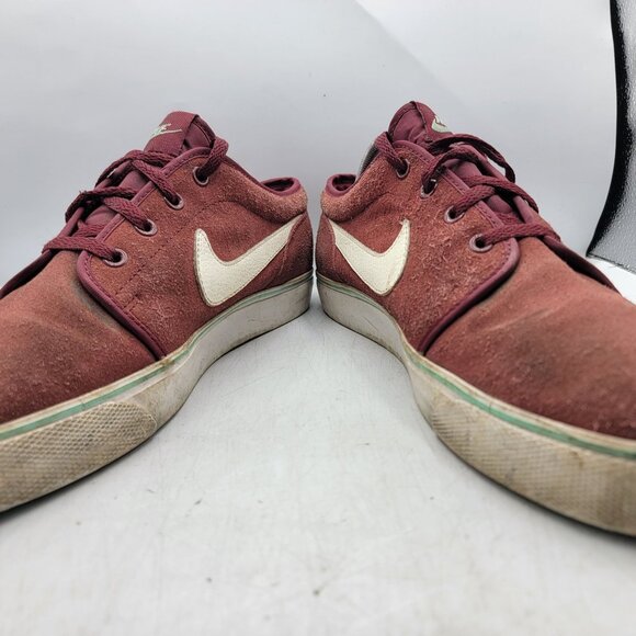 Nike Toki Mens 11.5 Red Sneaker Shoes Walking Skateboarding School 555272-623 main image 11